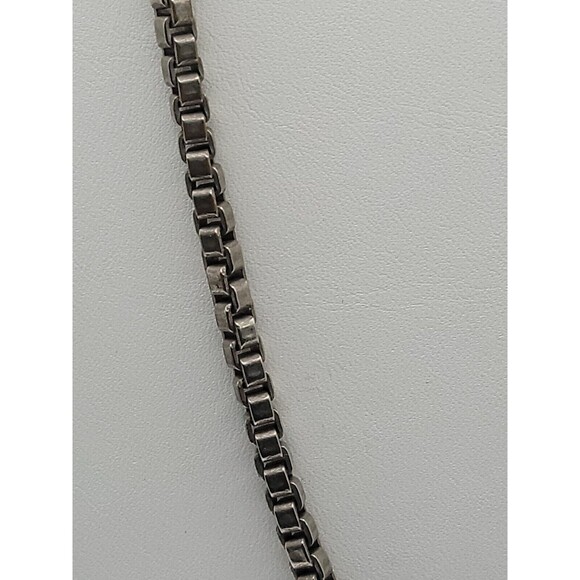 Box Chain Large Box - Picture 2 of 4